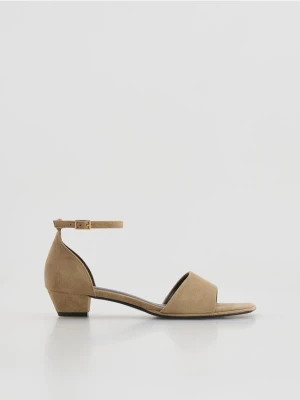 Reserved - Sandały na obcasie - beżowy