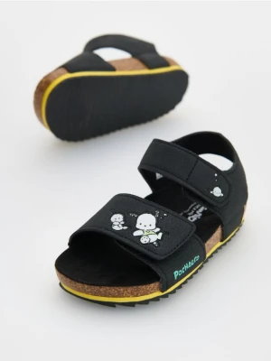 Reserved - Sandały na rzepy Pochacco - czarny