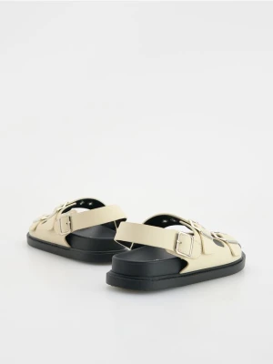 Reserved - Sandały z imitacji skóry - złamana biel