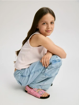 Reserved - Sandały z imitacji zamszu - brudny róż