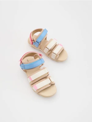 Reserved - Sandały z łączonych materiałów - wielobarwny