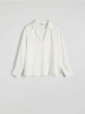 Reserved - Satynowa koszula z wiskozy - złamana biel