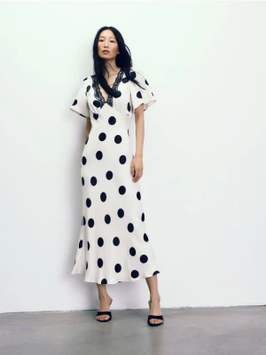 Reserved - Satynowa sukienka z wiskozy - złamana biel