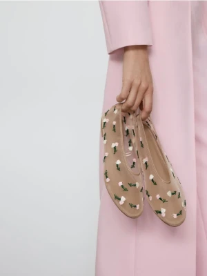 Reserved - Siateczkowe baleriny z haftem - wielobarwny