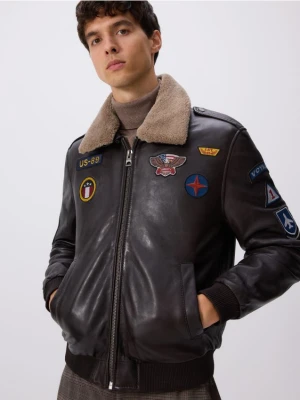 Reserved - Skórzana kurtka z kołnierzem - brązowy