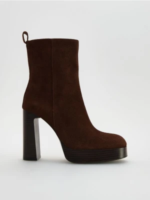 Reserved - Skórzane botki na obcasie - brązowy