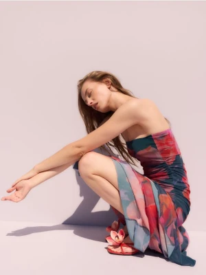 Reserved - Skórzane klapki z dekoracyjnym kwiatem - czerwony