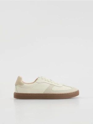 Reserved - Skórzane sneakersy - biały