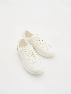 Reserved - Skórzane sneakersy - biały