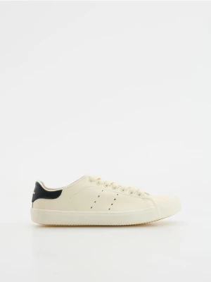 Reserved - Skórzane sneakersy - biały