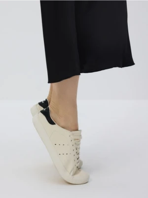 Reserved - Skórzane sneakersy - biały