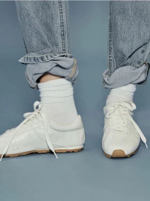 Reserved - Skórzane sneakersy - biały