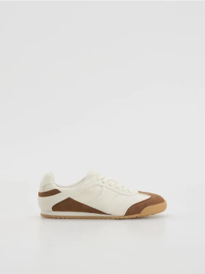 Reserved - Sneakersy z kontrastowymi elementami - wielobarwny