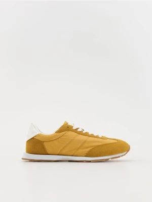 Reserved - Sneakersy z łączonych materiałów - jasnożółty