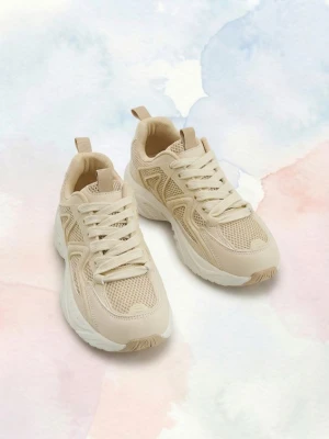 Reserved - Sneakersy z łączonych materiałów - kremowy