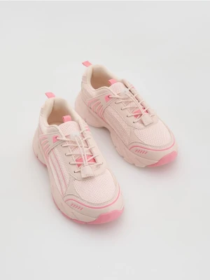 Reserved - Sneakersy z łączonych materiałów - pastelowy róż