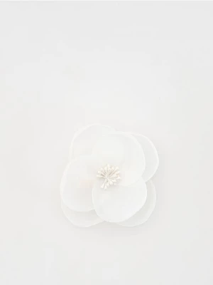 Reserved - Spinka do włosów z ozdobnym kwiatem - biały
