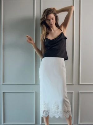 Reserved - Spódnica midi z lnem - złamana biel