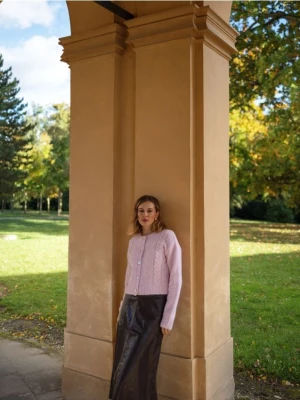 Reserved - Spódnica z imitacji skóry - bordowy