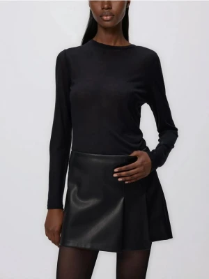 Reserved - Spódnico-szorty z imitacji skóry - czarny