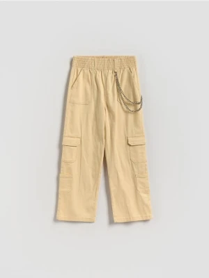 Reserved - Spodnie cargo z łańcuchem - kremowy