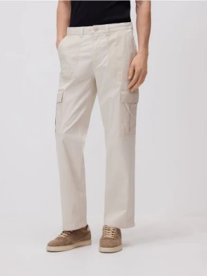 Reserved - Spodnie cargo z lyocellem - złamana biel