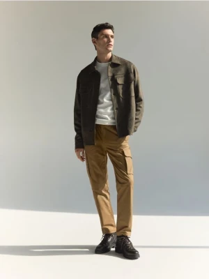 Reserved - Spodnie cargo z paskiem - brązowy