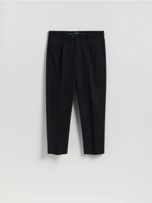 Reserved - Spodnie chino carrot z lyocellem - czarny