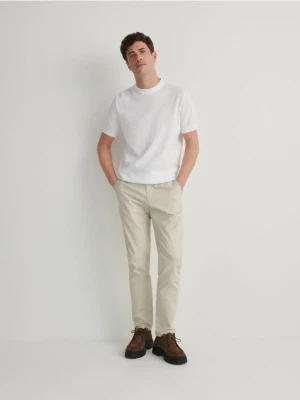 Reserved - Spodnie chino regular - beżowy