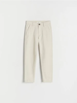Reserved - Spodnie chino regular fit - beżowy
