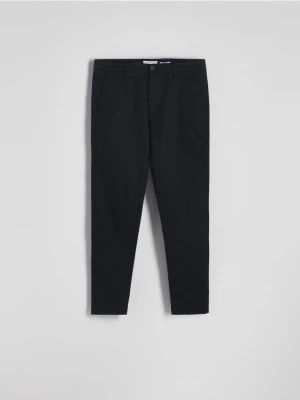 Reserved - Spodnie chino regular fit - czarny