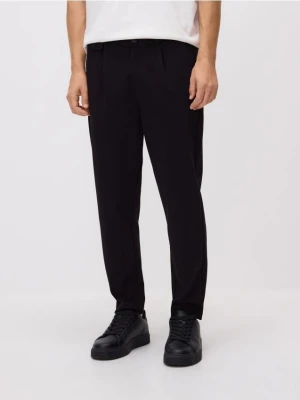 Reserved - Spodnie chino regular fit - czarny