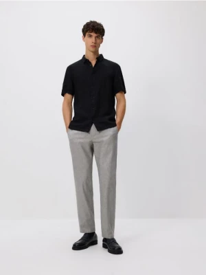 Reserved - Spodnie chino regular z lnem - oliwkowy