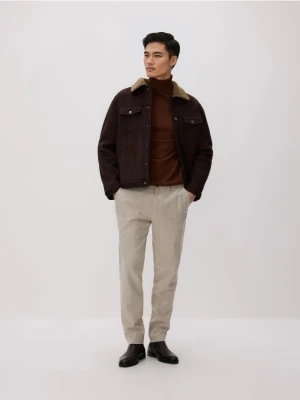 Reserved - Spodnie chino slim fit - beżowy