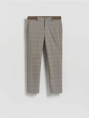 Reserved - Spodnie chino slim fit - beżowy