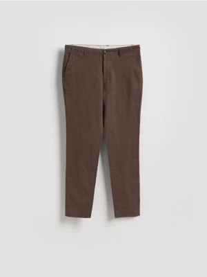Reserved - Spodnie chino slim fit - ciemnobrązowy