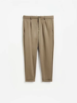 Reserved - Spodnie chino slim fit - ciemnozielony