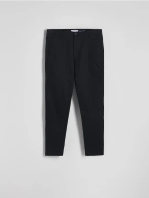Reserved - Spodnie chino slim fit - czarny