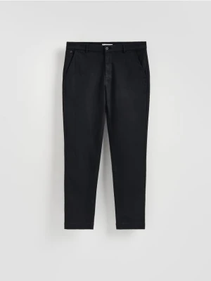 Reserved - Spodnie chino slim fit - czarny