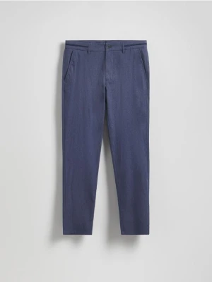 Reserved - Spodnie chino slim fit - granatowy