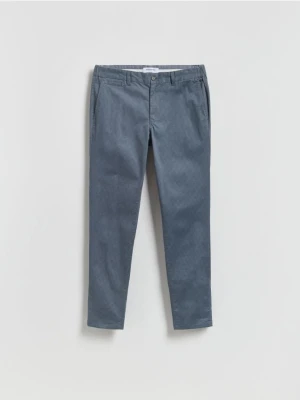 Reserved - Spodnie chino slim fit - granatowy