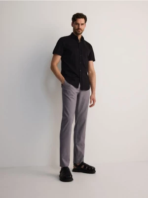 Reserved - Spodnie chino slim fit - jasnoszary