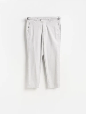 Reserved - Spodnie chino slim fit - jasnoszary