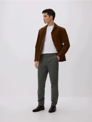 Reserved - Spodnie chino slim fit - jasnozielony