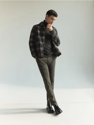 Reserved - Spodnie chino slim fit - zielony