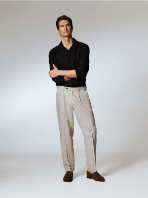 Reserved - Spodnie chino slim z lnem - beżowy