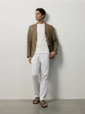 Reserved - Spodnie chino slim z lnem - biały