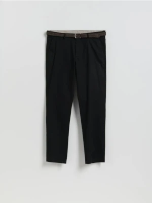 Reserved - Spodnie chino slim z paskiem - czarny