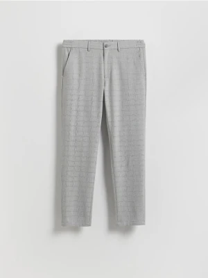 Reserved - Spodnie chino slim z wiskozą - beżowy