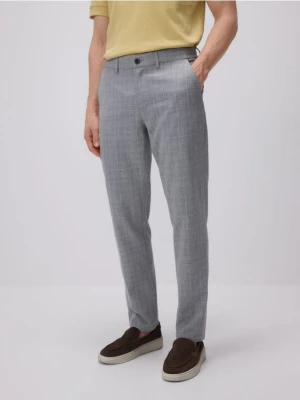 Reserved - Spodnie chino slim z wiskozą - szary